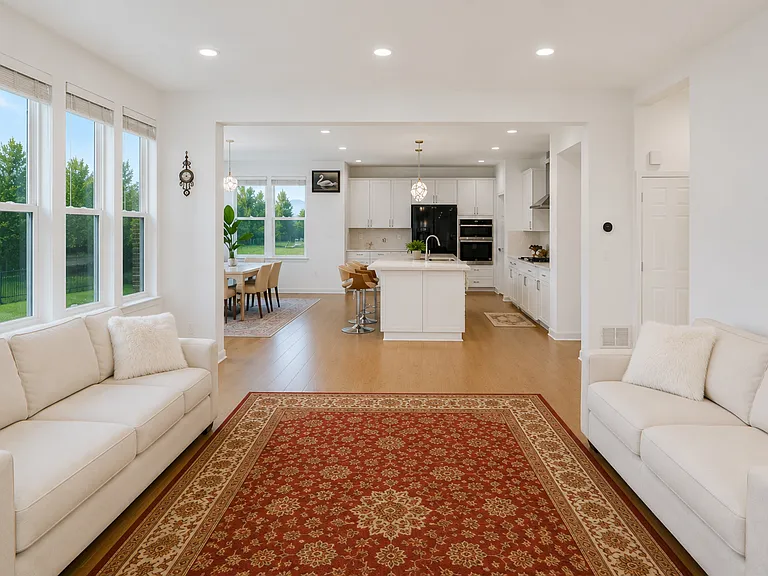 51172 Quaker Ln — Photo 37