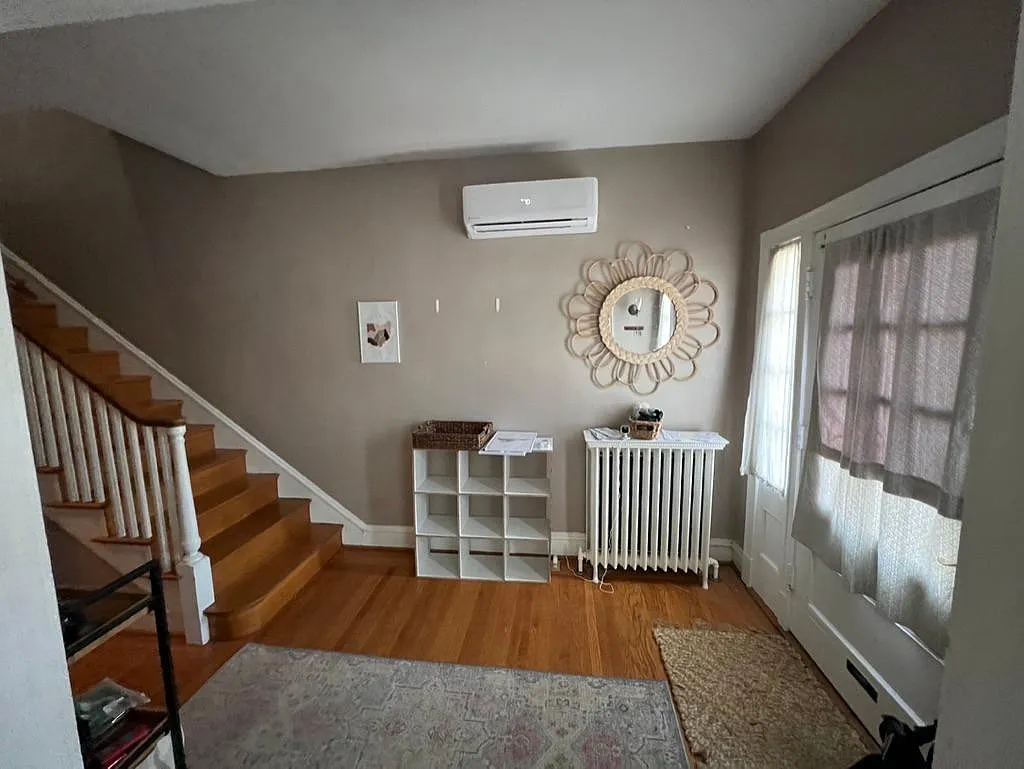 3301 Kensington Ave — Photo 3