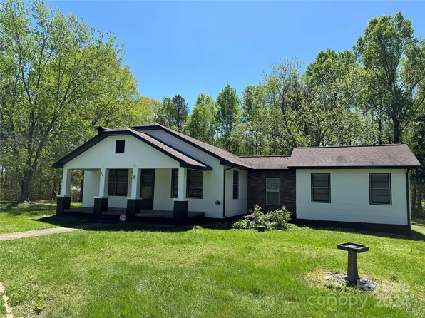 317 Alexis High Shoals Rd, Dallas, NC 28034