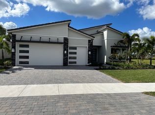 10909 Stellar Cir, Palm Beach Gardens, FL 33412
