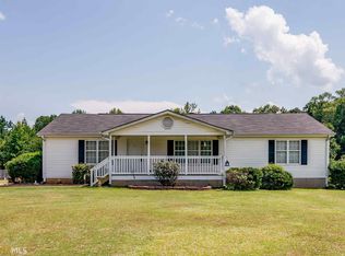 1938 E McIntosh Rd, Griffin, GA 30223