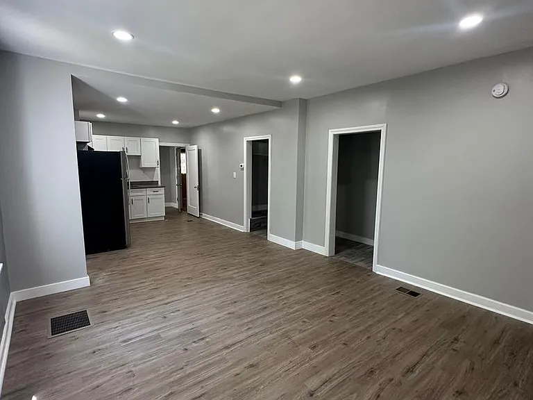 1004 Woodland Ave — Photo 4