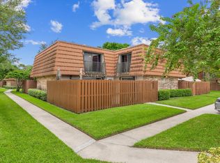 4065 WIMBLEDON Drive, Cooper City, FL 33026