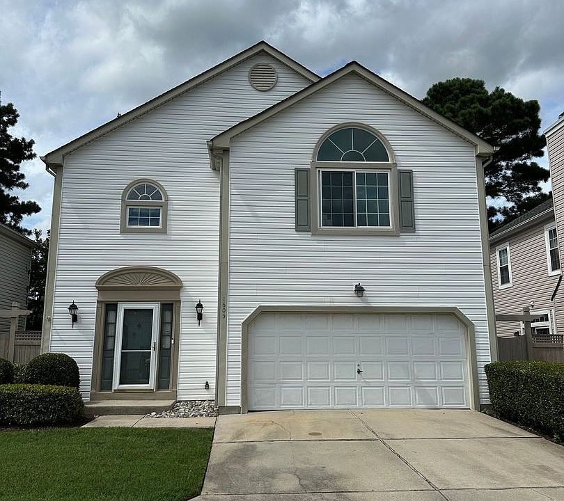 1st image of 1605 Woodstock Ct