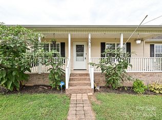 371 Rabbit Ridge Dr, Lexington, NC 27292