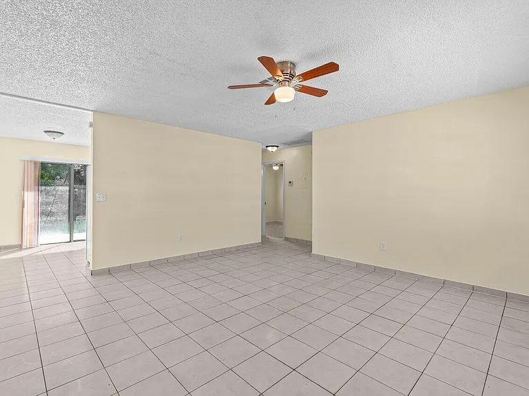 4863 Gulfstream Rd — Photo 6