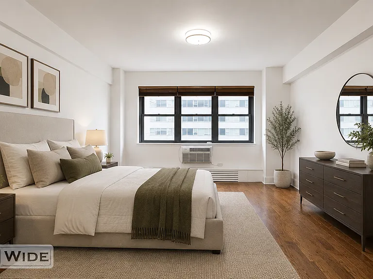 219 E 69th St #9F — Photo 4