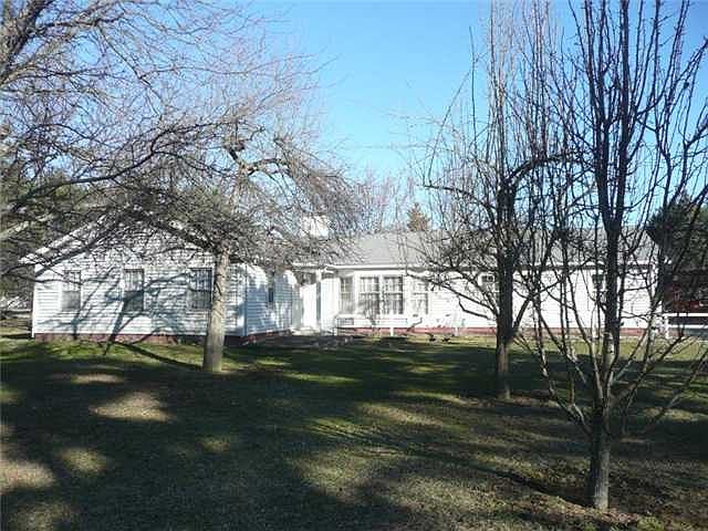 1st image of 411 E South Boundary St