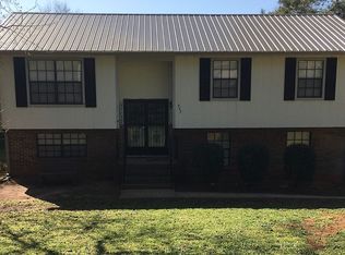 927 Henry Ct SW, Jacksonville, AL 36265