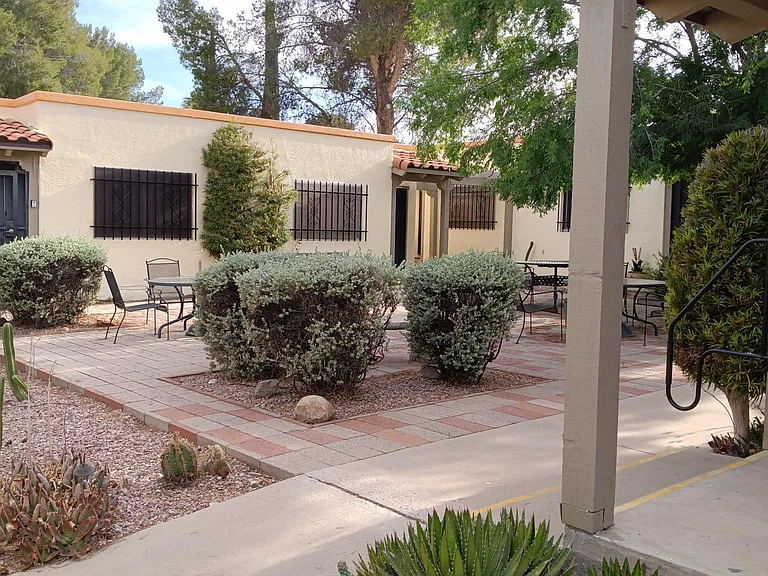 103 W Calle Del Ano #103 — Photo 10
