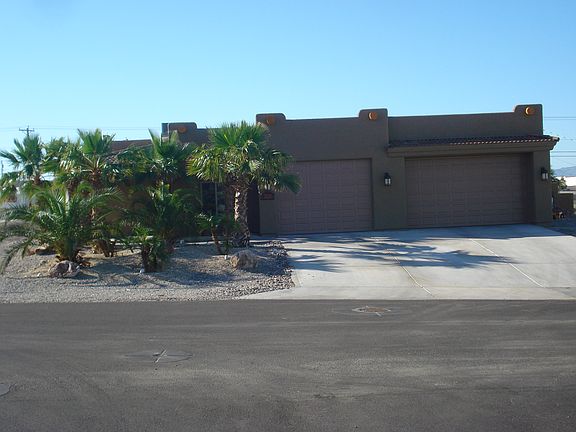 3rd image of 2520 Avalon Ln