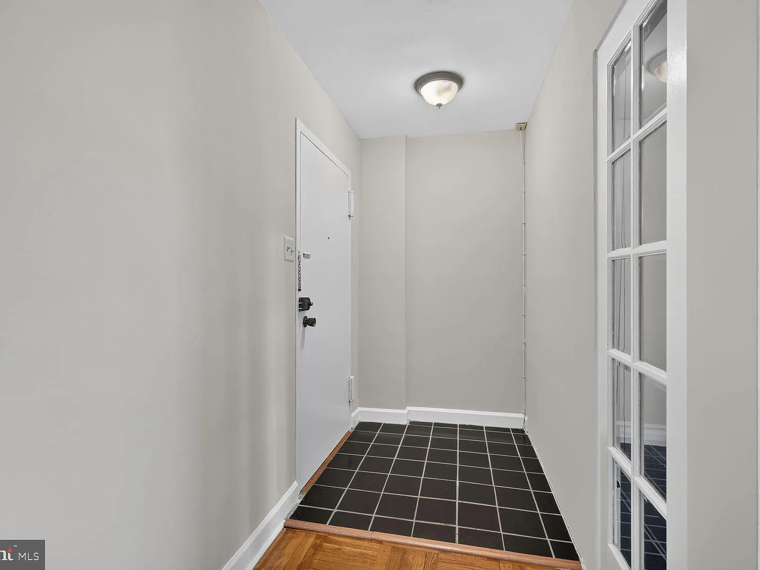 Studio, 1.0 bath, 437 sqft, $1,700 — Photo 2