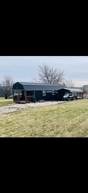 1st image of 206 Lakeview Ln