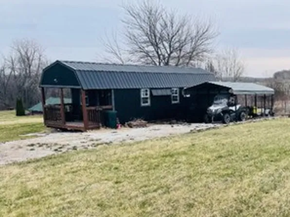 206 Lakeview Ln, Knoxville, IA 50138
