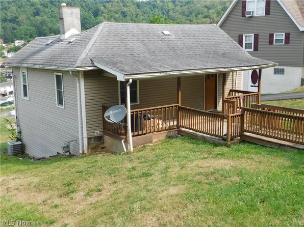 153 Taney Ave, Bellaire, OH 43906