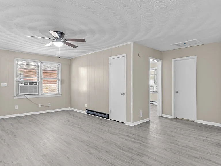 9103 Hammett Ave #B — Photo 1