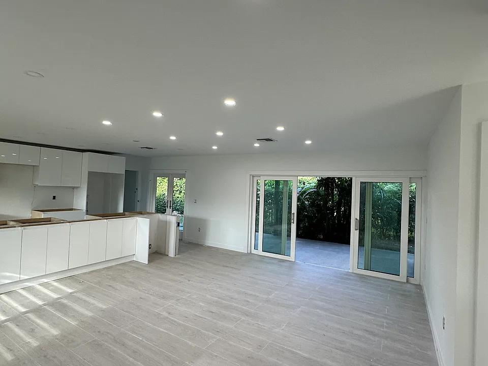 4229 SW 59th Ave