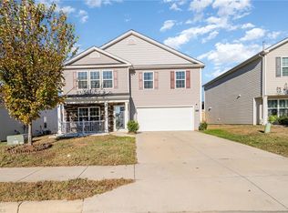 6819 Summerside Dr, Whitsett, NC 27377