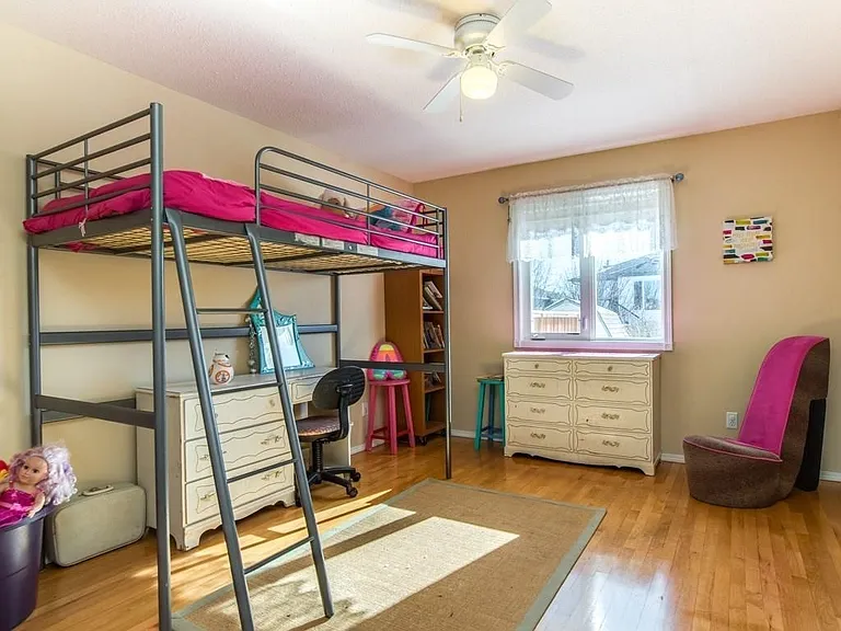 200 Carriage Lane Pl #211 — Photo 2