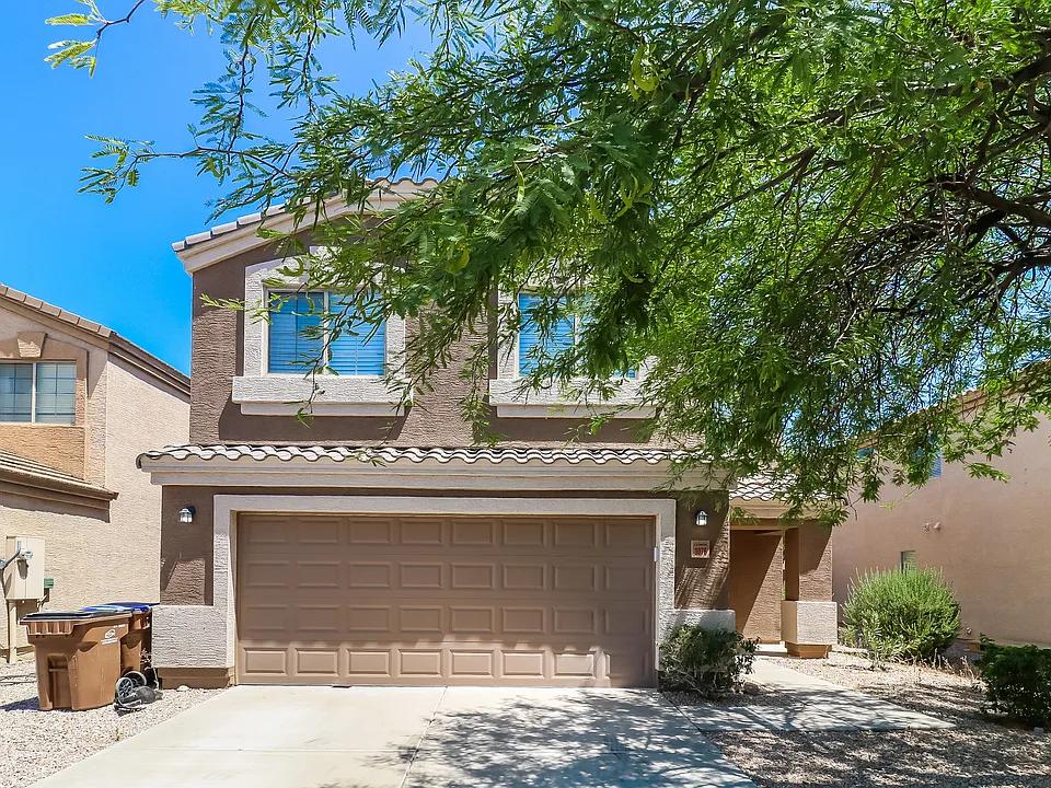 3076 W Carlos Ln