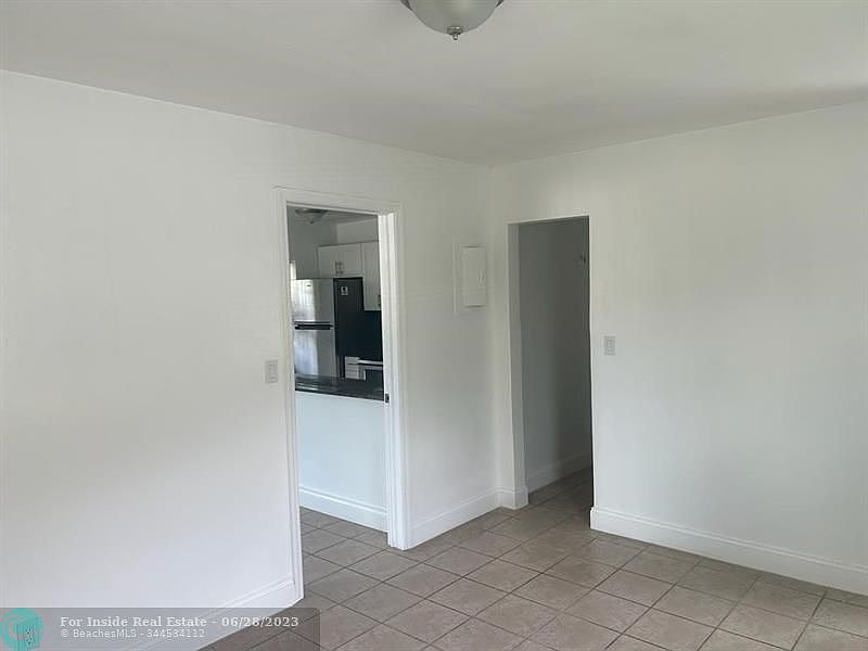 2nd image of 1140 SW 30th Ave #B