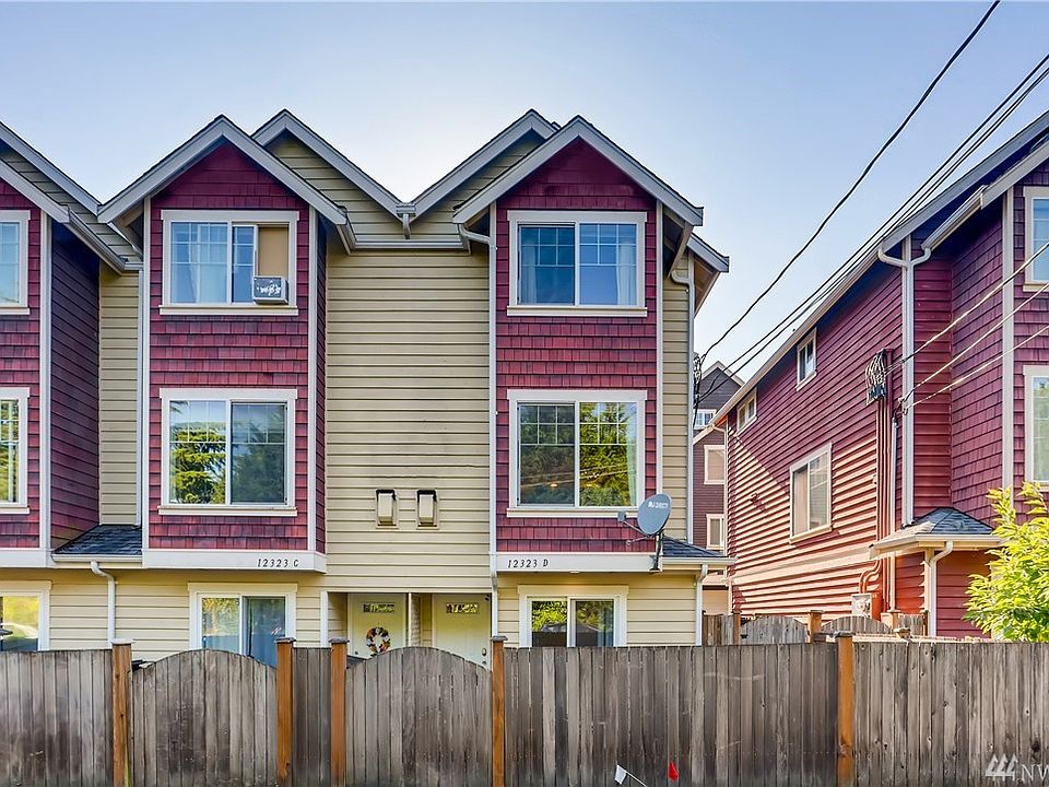 1st image of 12323 10th Pl NE APT D