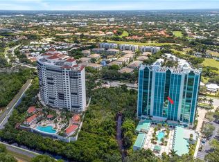 7515 Pelican Bay Blvd APT 5B, Naples, FL 34108