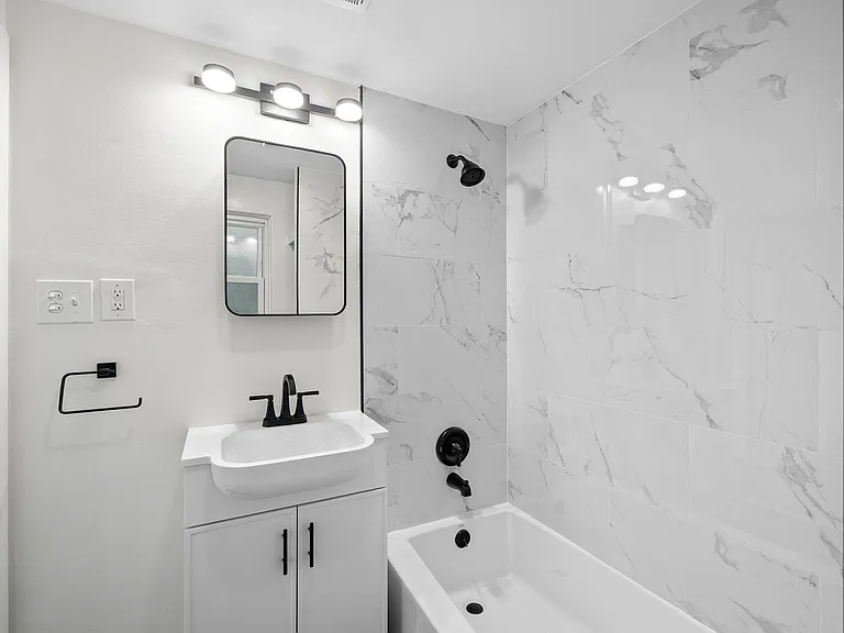 363 Olancha Ave — Photo 8
