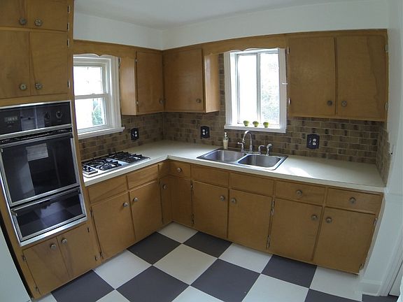 2nd image of 143 Shadyside Dr