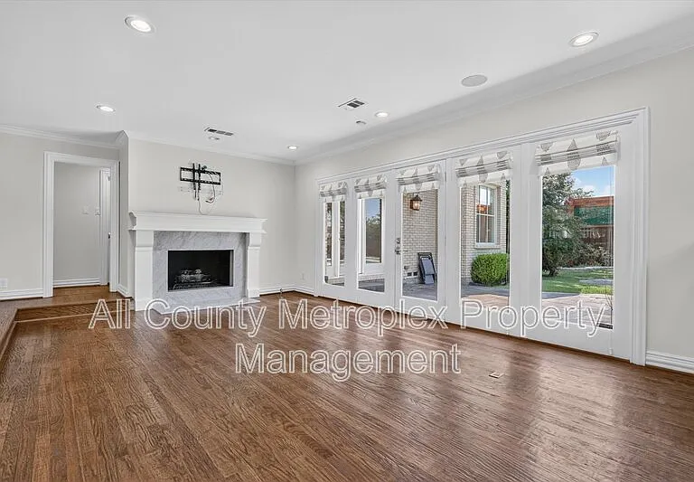 5804 Norway Rd — Photo 6