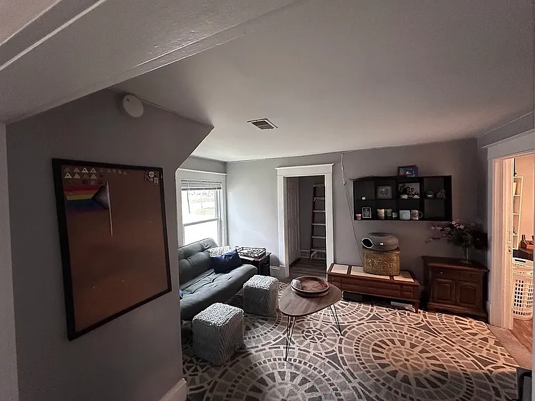729 College Ave NE #2 — Photo 16