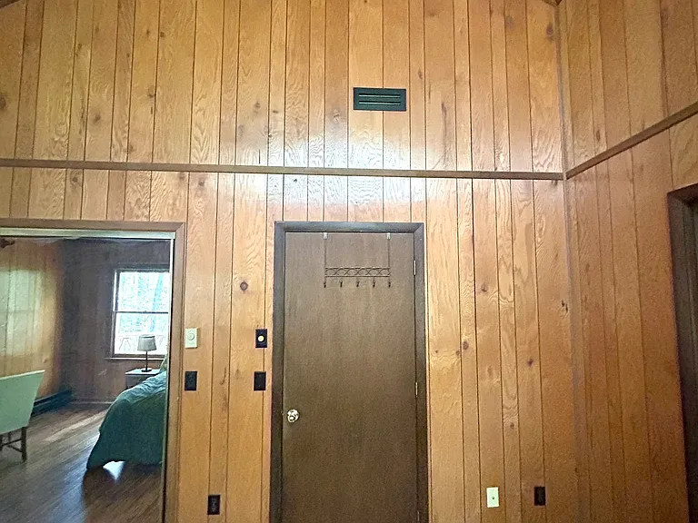 240 Rose Ln — Photo 39