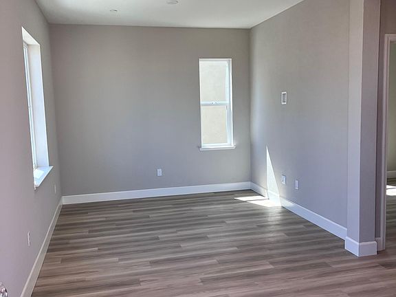 3rd image of 3019 Ellis Town Dr