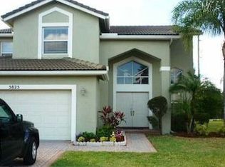 5825 SW 58th Ct, Davie, FL 33314