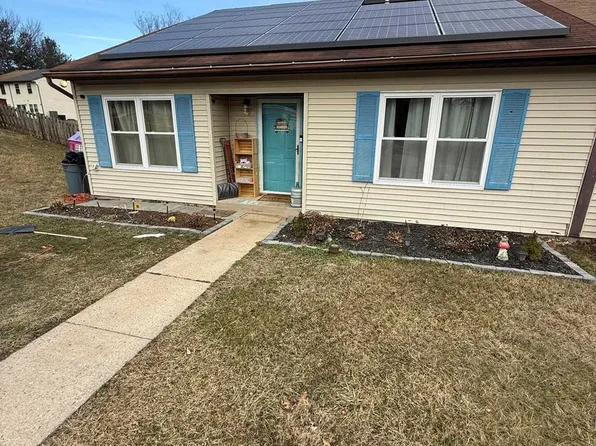 966 Glenbrook Ct, Westminster, MD 21158