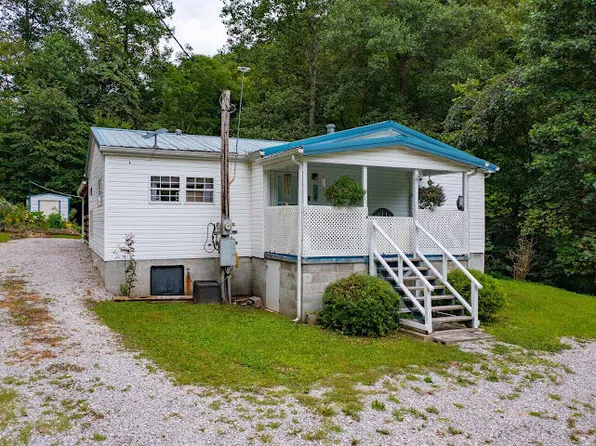 831 Beech Bottom Rd, Wooton, KY 41776