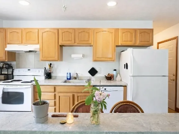 121 Centre St, Boston, MA