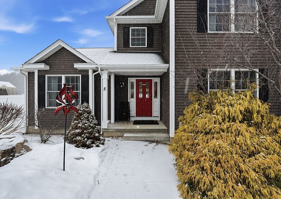 1st image of 5 Day Lily Ln