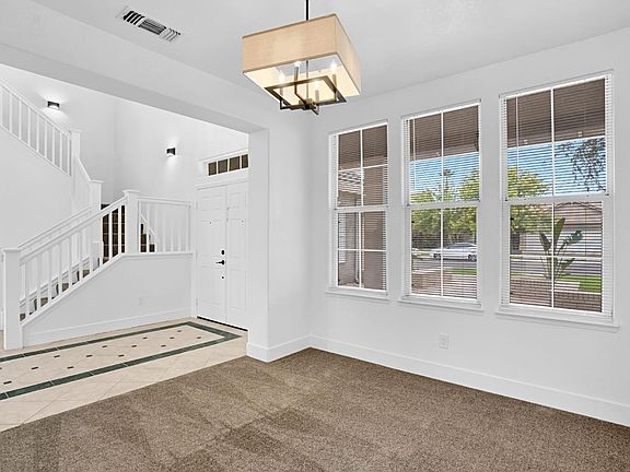 4th image of 791 W Pebble Dr