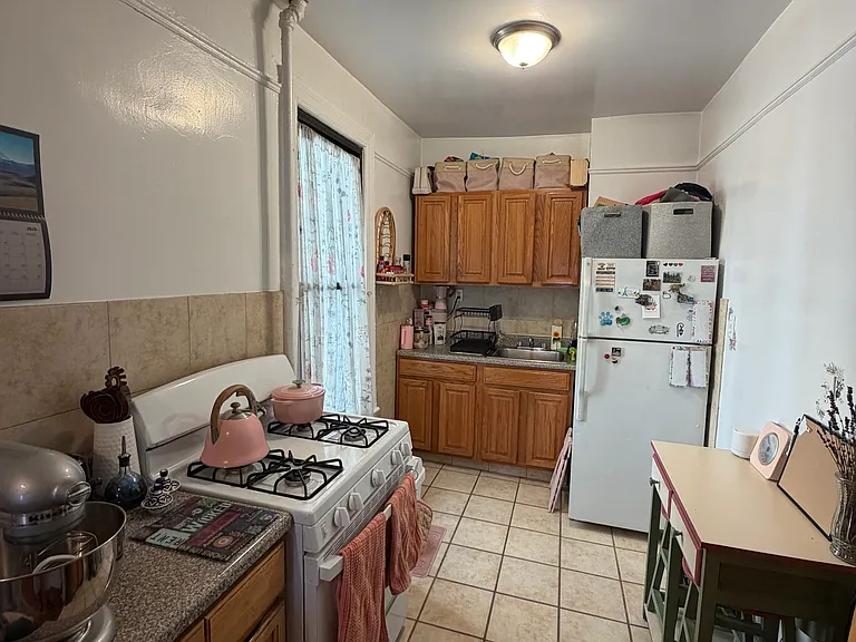 4608 30th Ave #7 — Photo 3