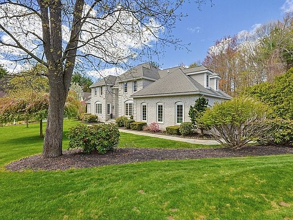 4th image of 16 Stone Meadow Farm Dr