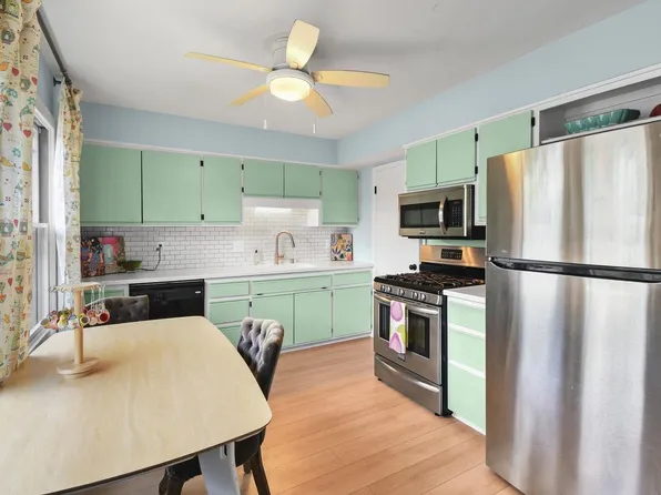 309 Nautilus Drive, Madison, WI 53705