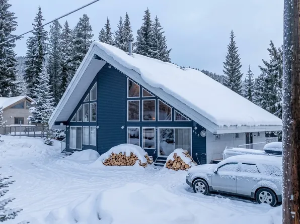 137 Whitetail Rd #1, Apex, BC V0X 1N6