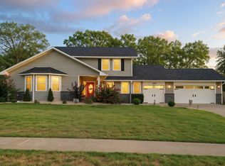 1612 Royale Cir, Branson, MO 65616