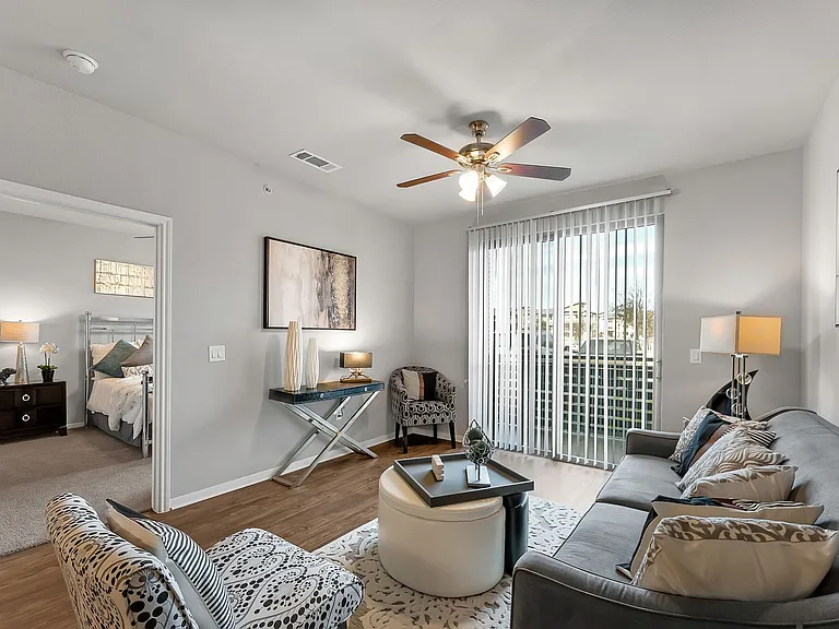 Gateway Cedars Apartments — Photo 11