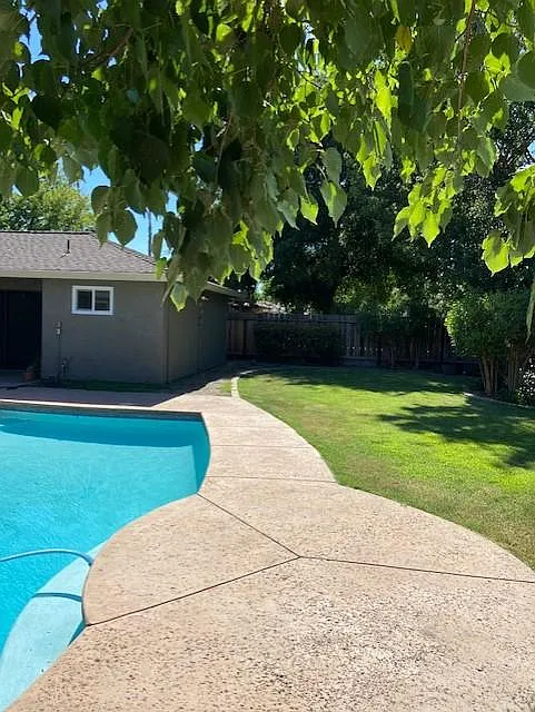 Building Photo - 501 Buena Vista Dr