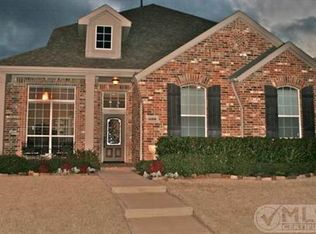 1158 Woods Rd, Forney, TX 75126