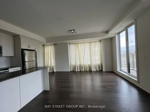 115 Long Branch Ave Unit 15, Toronto, ON M8W 0A9