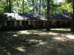 1315 Loch Lomond Trl SW, Atlanta, GA 30331