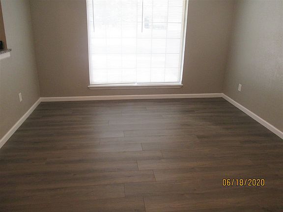 4th image of 6203 NW Cheyenne Ave